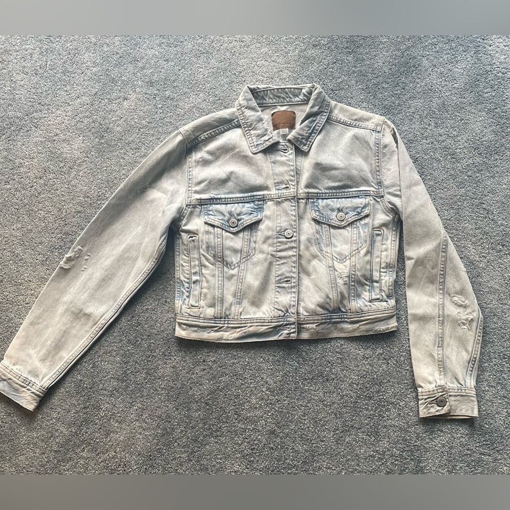 AE denim jean jacket